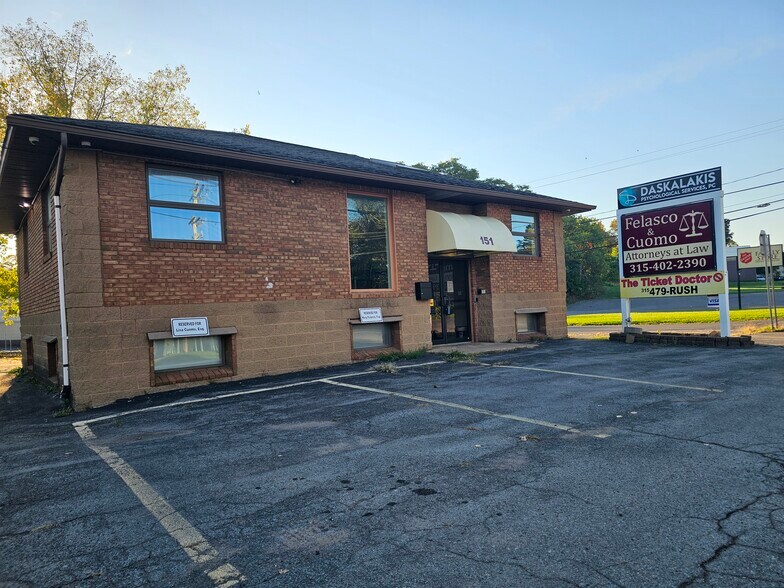 More Photos Of 151 N 2nd St, Fulton Office For Sale