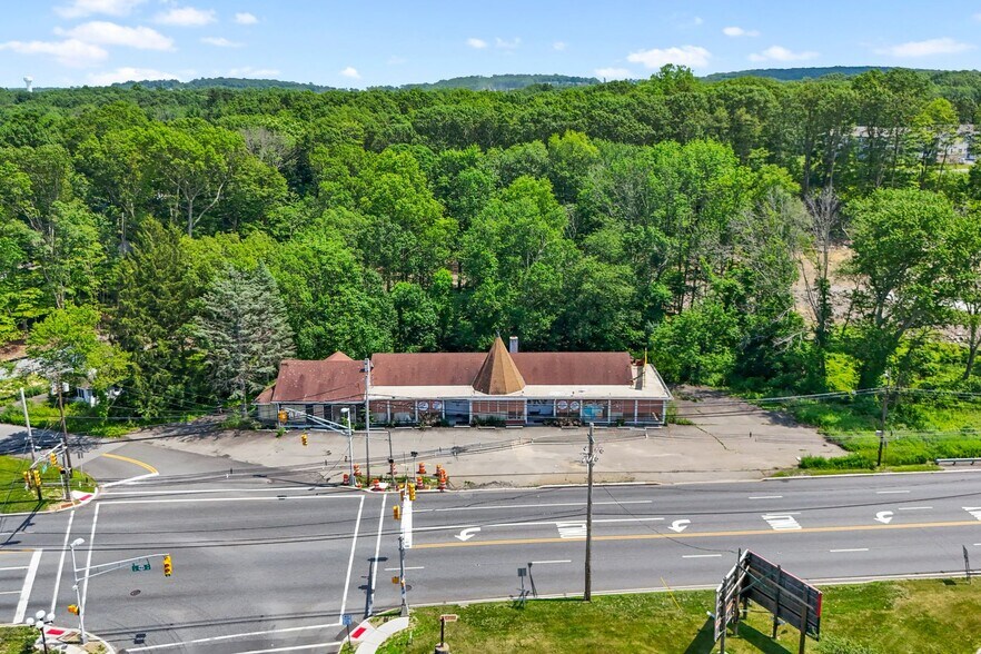 More Photos Of 67 US Highway 46, Budd Lake Storefront Retail Office For Sale