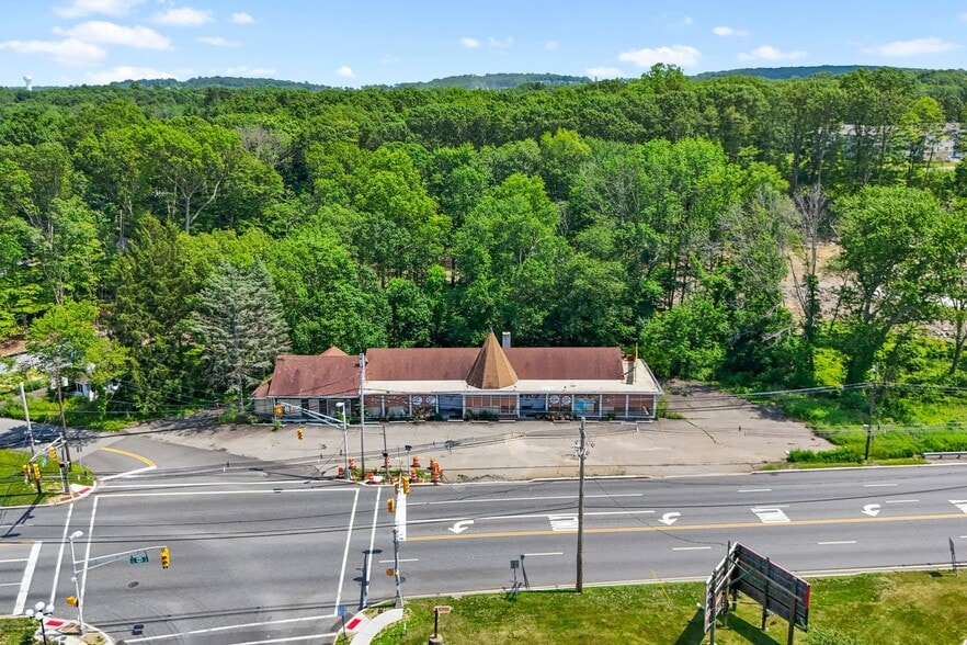 More Photos Of 67 US Highway 46, Budd Lake Storefront Retail Office For Sale