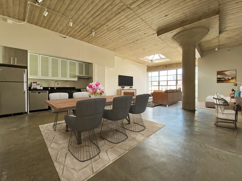 More Photos Of 310 5th Ave, San Diego Apartments For Lease