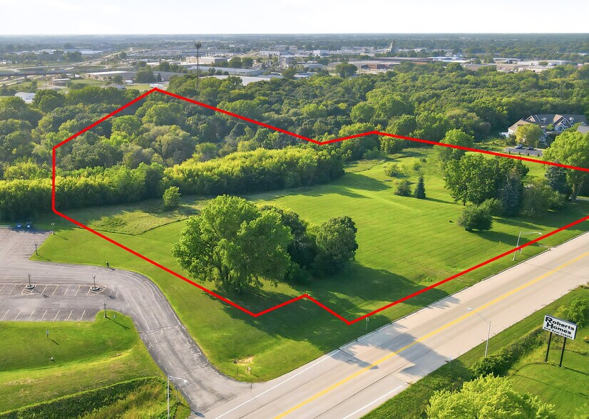 More Photos Of N5702 S Main St, Fond Du Lac Land For Sale