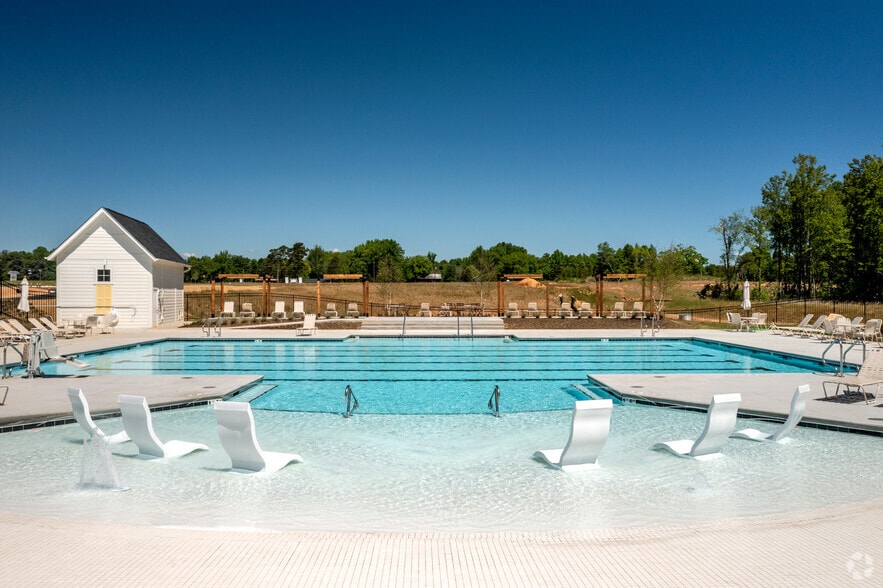 More Photos Of 1725 Welden Village Ave, Kernersville Unknown For Lease