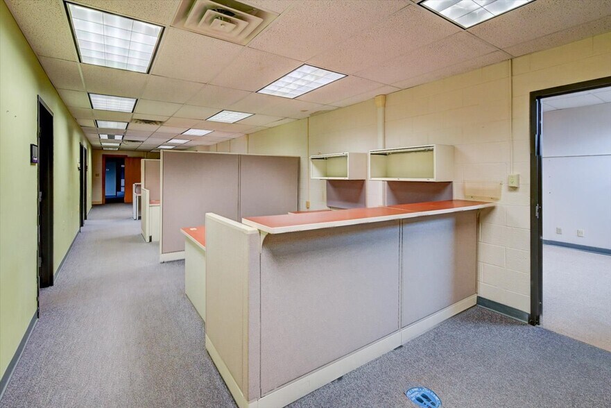 More Photos Of 520 E Holum St, Deforest Schools For Sale