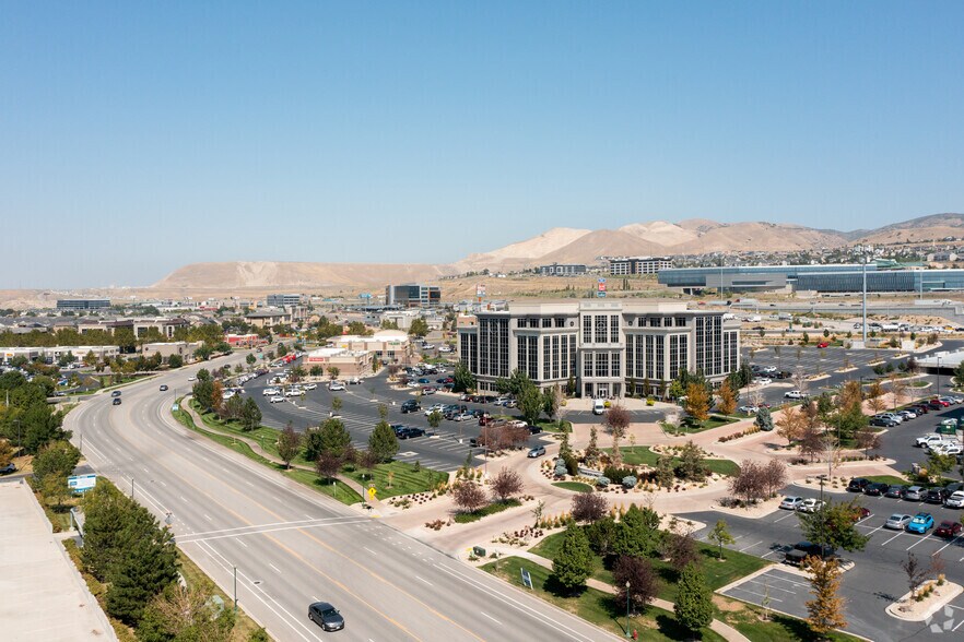 More Photos Of 3400 Ashton Blvd, Lehi Unknown For Lease