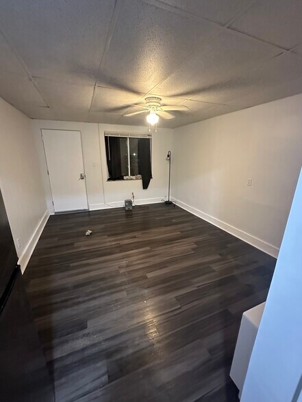 More Photos Of 16001 Dixie Hwy, Holly Apartments For Sale