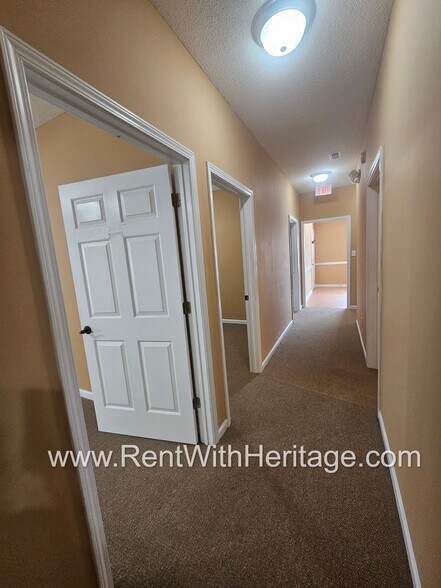 More Photos Of 8301-8337 Office Park Dr, Douglasville Office For Lease