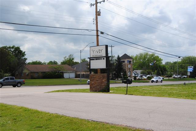 More Photos Of 1930 Arlington St, Ada Religious Facility For Sale