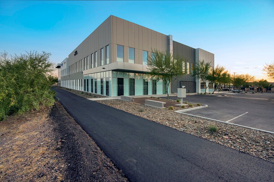 More Photos Of 9000 W Thunderbird Rd, Peoria Medical For Lease