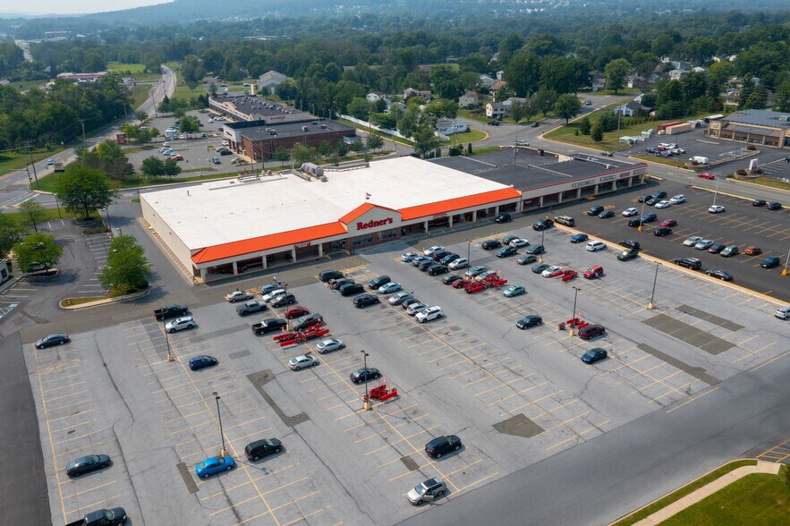 More Photos Of 180 Old Swede Hwy, Douglassville Freestanding For Lease
