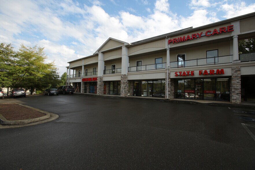 More Photos Of 12 Sammy McGhee Blvd, Jasper Medical For Sale