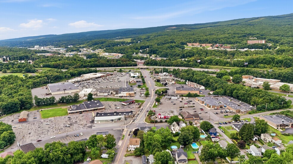 More Photos Of 1777 N Keyser Ave, Scranton Drugstore For Lease