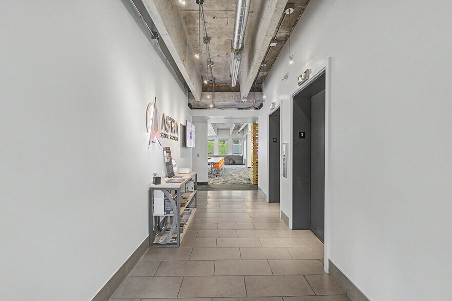 More Photos Of 1401 Walnut St, Boulder Office For Lease