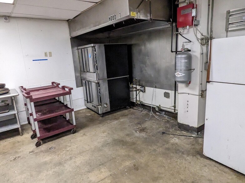 More Photos Of 625 State Highway 165, Branson Theater Concert Hall For Sale