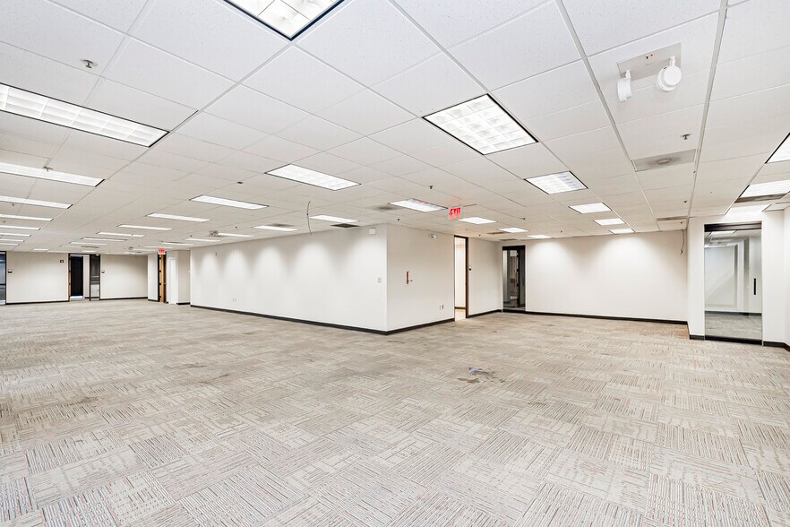More Photos Of 3636 S Sherwood Forest Blvd, Baton Rouge Office For Lease
