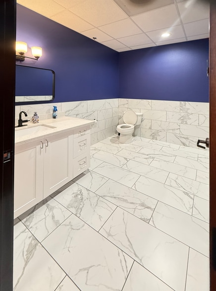 More Photos Of 16700 N Thompson Peak Pky, Scottsdale Medical For Lease