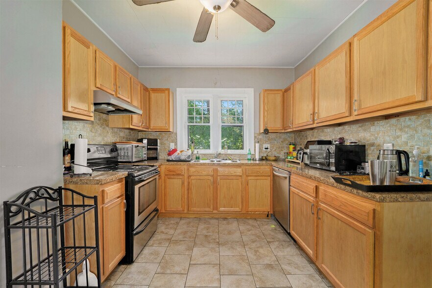 More Photos Of 1006 Parker St, Detroit Apartments For Sale