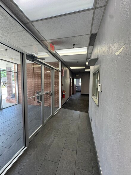 More Photos Of 350 Benigno Blvd, Bellmawr Truck Terminal For Lease