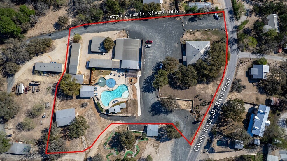 More Photos Of 49 Encino Dr, Concan Convenience Store For Sale