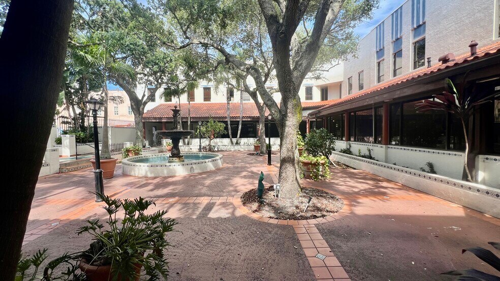 More Photos Of 330 Clematis St, West Palm Beach Storefront Retail Office For Sale