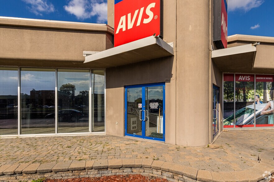 More Photos Of 975 Boul Montréal-Toronto, Dorval Storefront For Lease