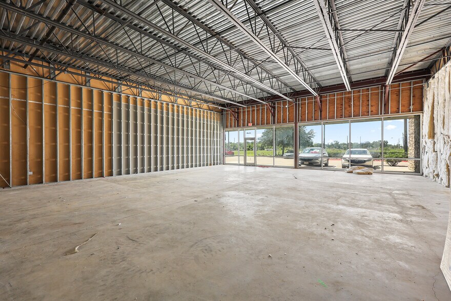 More Photos Of 5735 Bayport Blvd, Seabrook Unknown For Lease