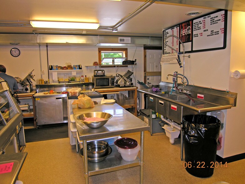 More Photos Of 112 Route 106, North Springfield Freestanding For Sale