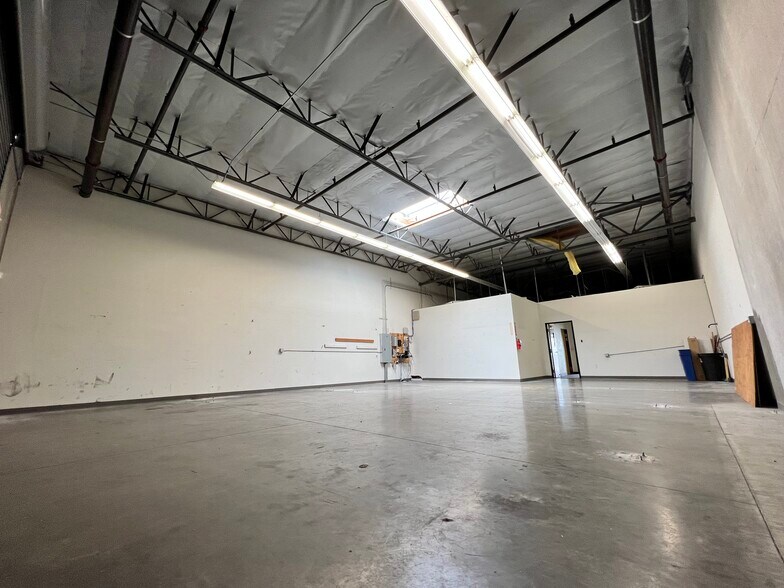 More Photos Of 3330 Arden Rd, Hayward Warehouse For Sale