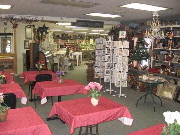 More Photos Of 12753 Hodgenville Rd, Campbellsville General Retail For Sale
