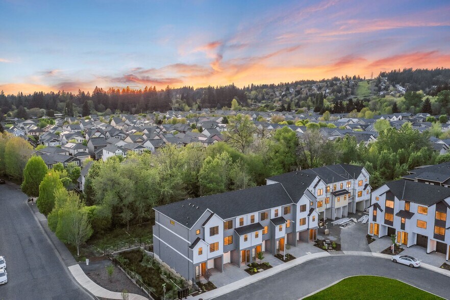 More Photos Of 16933 SW 132nd Ter, Tigard Apartments For Sale