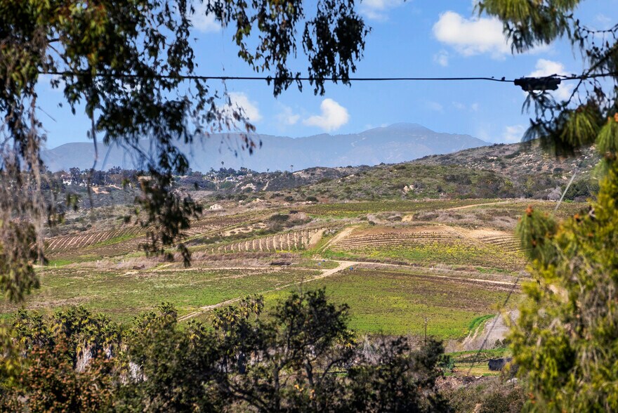 More Photos Of 5601 Palmer Way, Carlsbad Research And Development For Lease