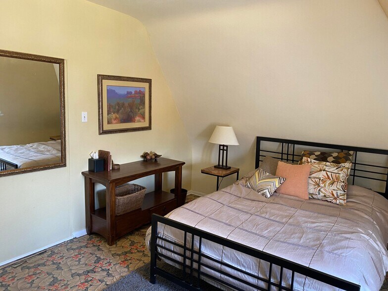 More Photos Of 230 W First St, Trinidad Apartments For Sale