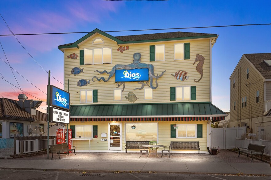 Primary Photo Of 512 Long Beach Blvd, Surf City Restaurant For Sale