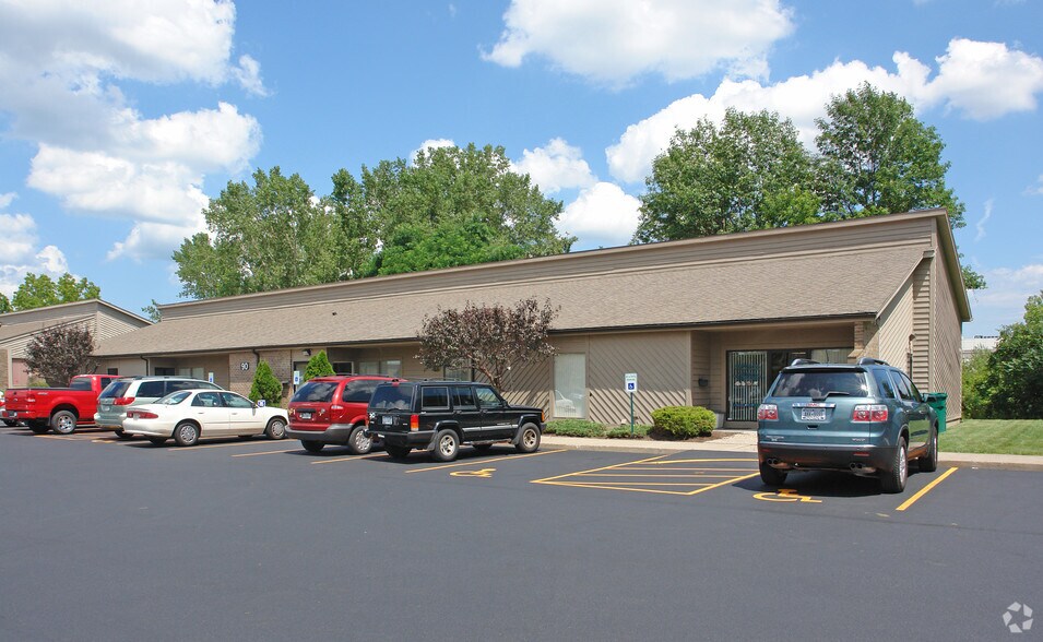 Primary Photo Of 90 Erie Canal Dr, Rochester Medical For Sale