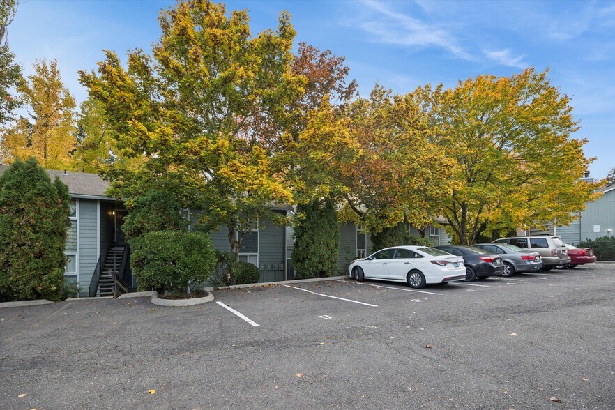 More Photos Of 12145 SW Gingham Ln, Beaverton Apartments For Sale