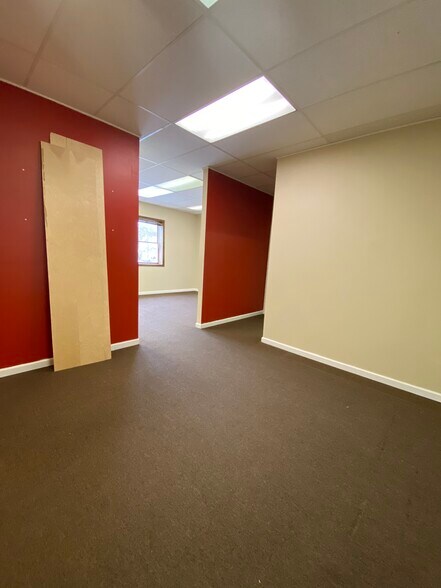 More Photos Of 300 Chester Ave, Moorestown Office For Lease