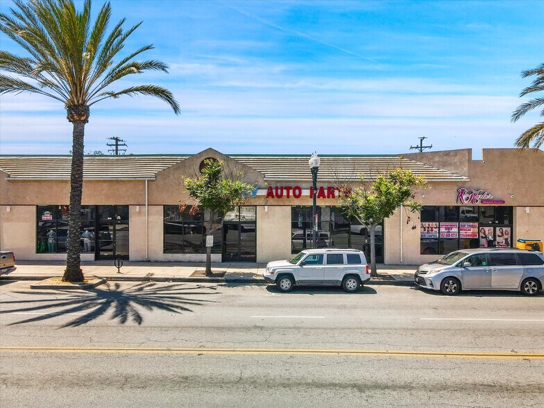 More Photos Of 413 W Whittier Blvd, Montebello General Retail For Sale