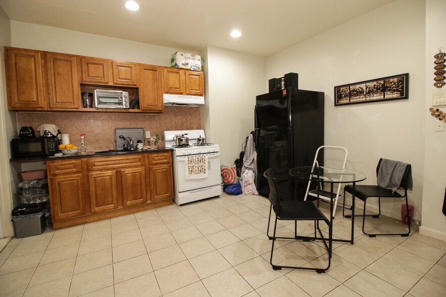 More Photos Of 201 Hackensack Plank Rd, Weehawken Restaurant For Sale