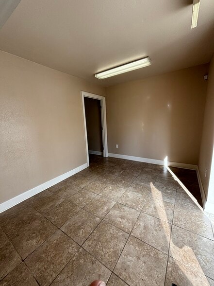 More Photos Of 49297 Hwy 51, Tickfaw Warehouse For Sale