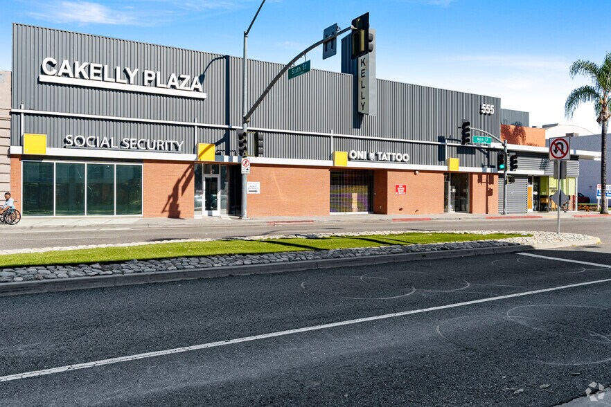 More Photos Of 535-611 W Main St, Alhambra Storefront Retail Office For Lease