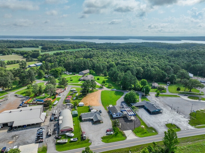 More Photos Of 15649 US-68, Benton Restaurant For Sale