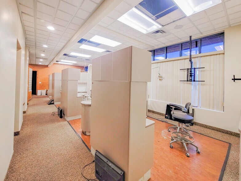 More Photos Of 1455 S 500 W, Bountiful Storefront For Lease