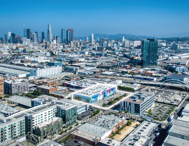 More Photos Of 655 S Santa Fe Ave, Los Angeles Industrial For Lease