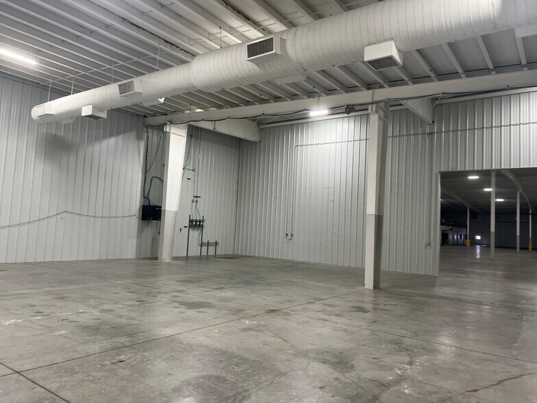 More Photos Of 22425 D St, Winfield Industrial For Sale