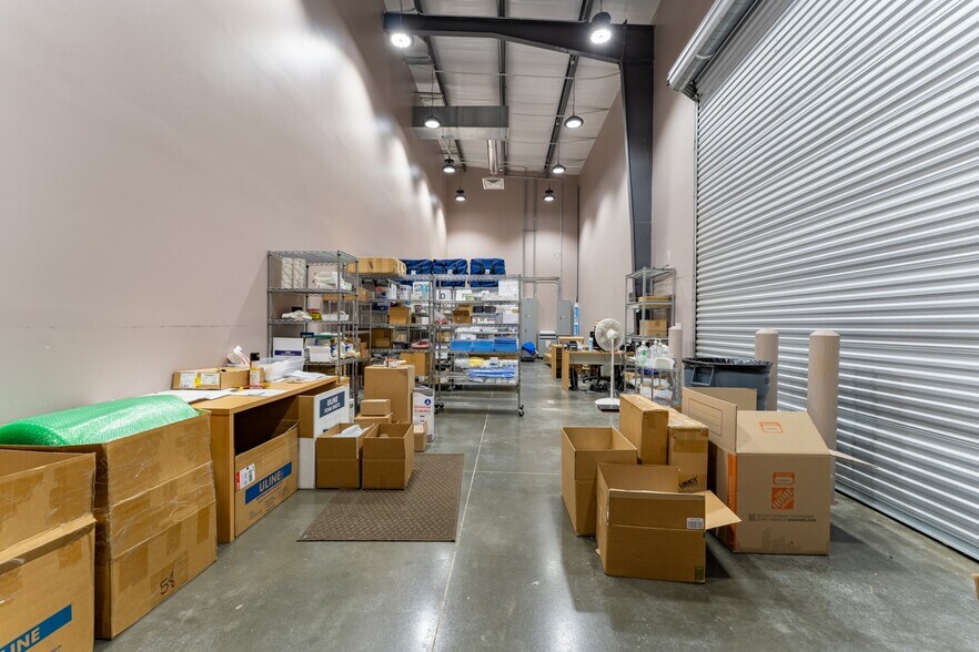 More Photos Of 13462 FM 529 Rd, Houston Light Distribution For Sale