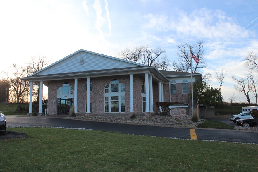 More Photos Of 2705 Happy Joe Dr, Bettendorf Office For Sale