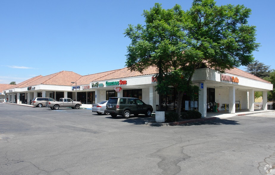 More Photos Of 1424-1494 Madera Rd, Simi Valley Unknown For Lease