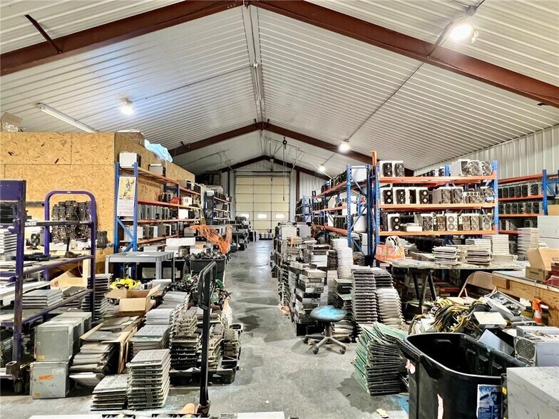 More Photos Of 110 W Mason St, Odessa Service For Sale