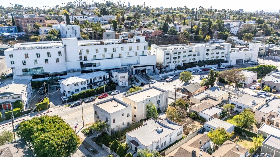 More Photos Of 4202 Lexington Ave, Los Angeles Apartments For Sale