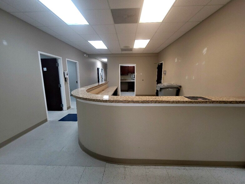 More Photos Of 2356 John Smith Rd, Fayetteville Medical For Lease