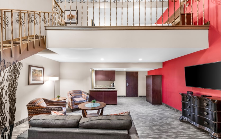 More Photos Of 265 33rd Ave, Columbus Hotel For Sale